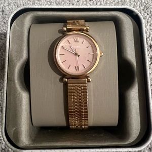 Rose gold fossil watch